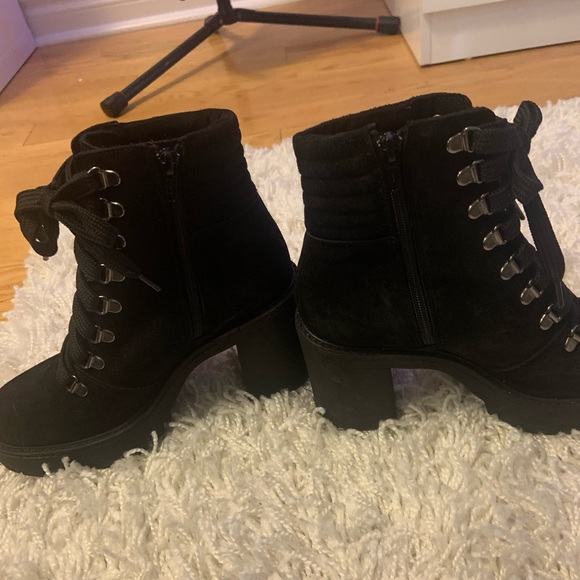 L’intervalle chunky heeled lace up booties - Picture 3 of 7